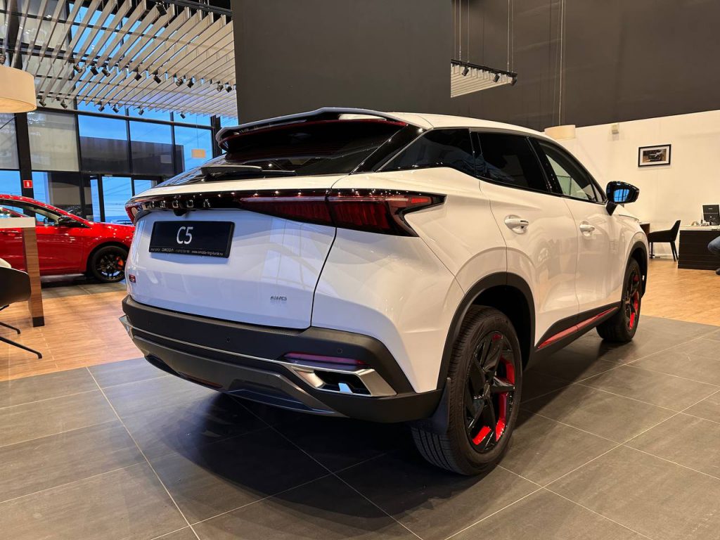 OMODA C5