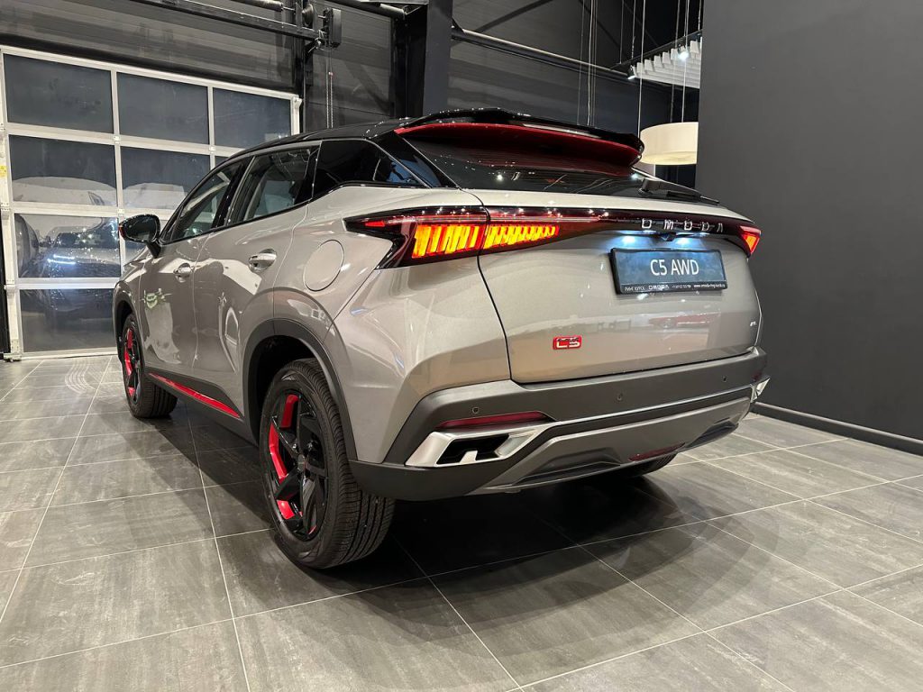 OMODA C5
